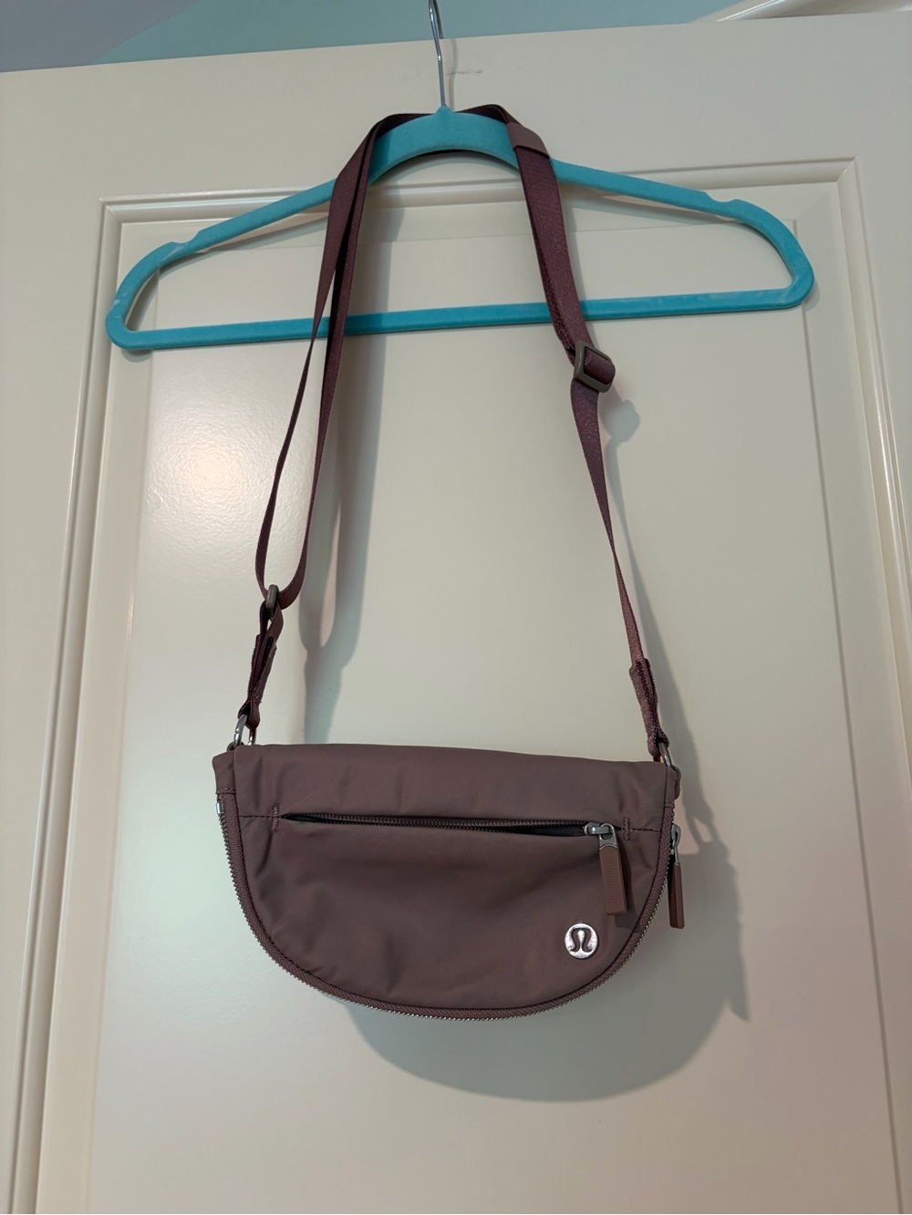 lululemon Mauve Pink All Night Festival Crossbody Belt Bag 5L